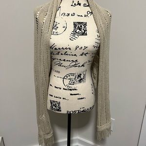 Beige kimono like top